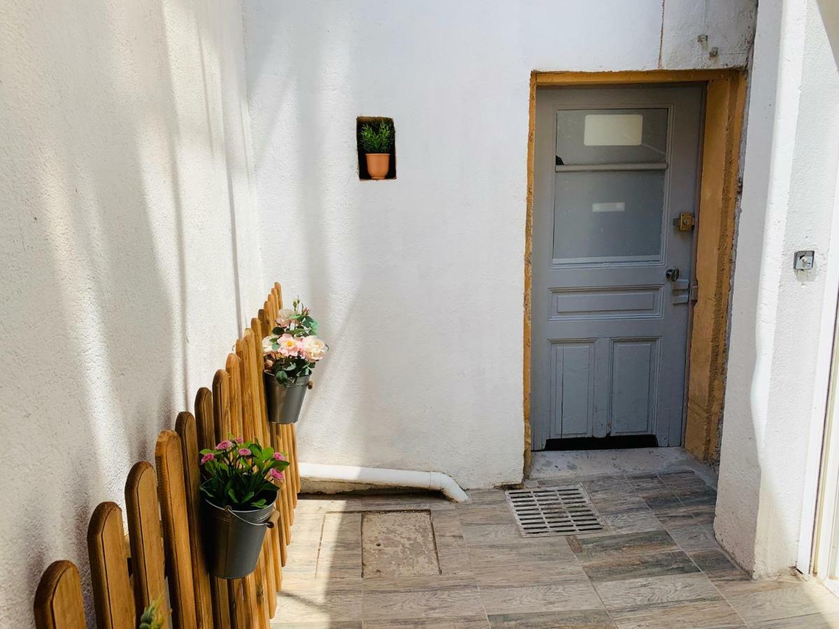 Montclar Studio Aix-en-Provence Exterior foto